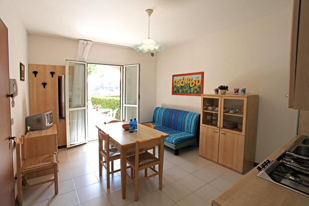 Albatros Apartment Caorle Exterior photo